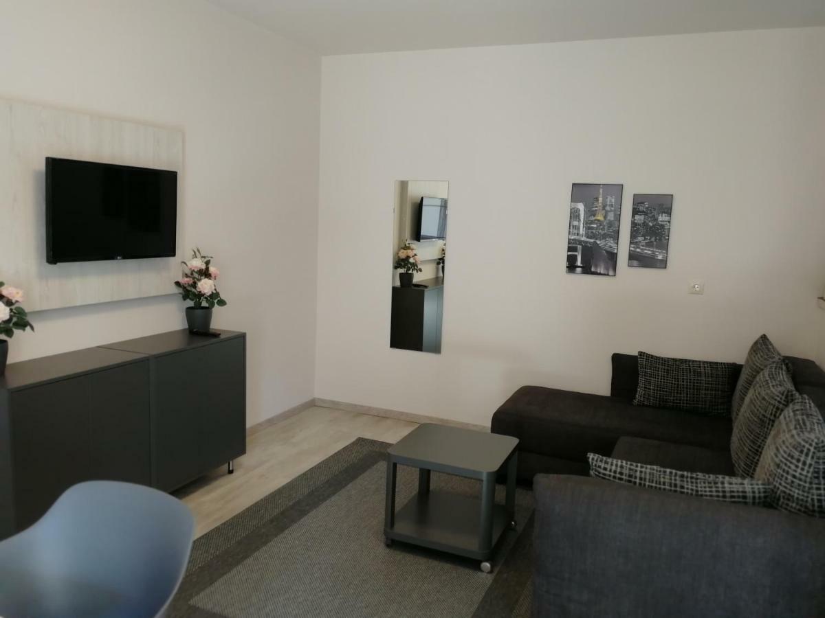 Ovar Apartman โมชนมายารูวาร์ ภายนอก รูปภาพ