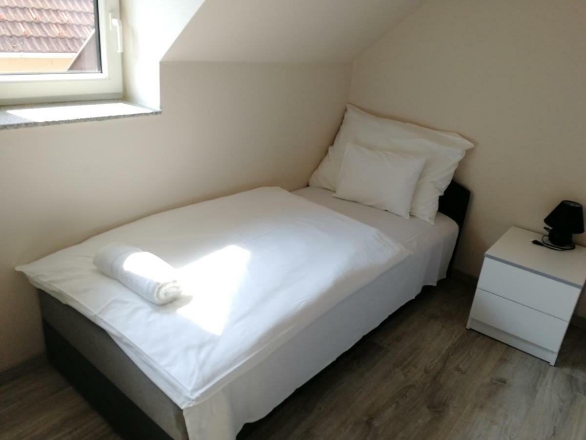 Ovar Apartman โมชนมายารูวาร์ ภายนอก รูปภาพ