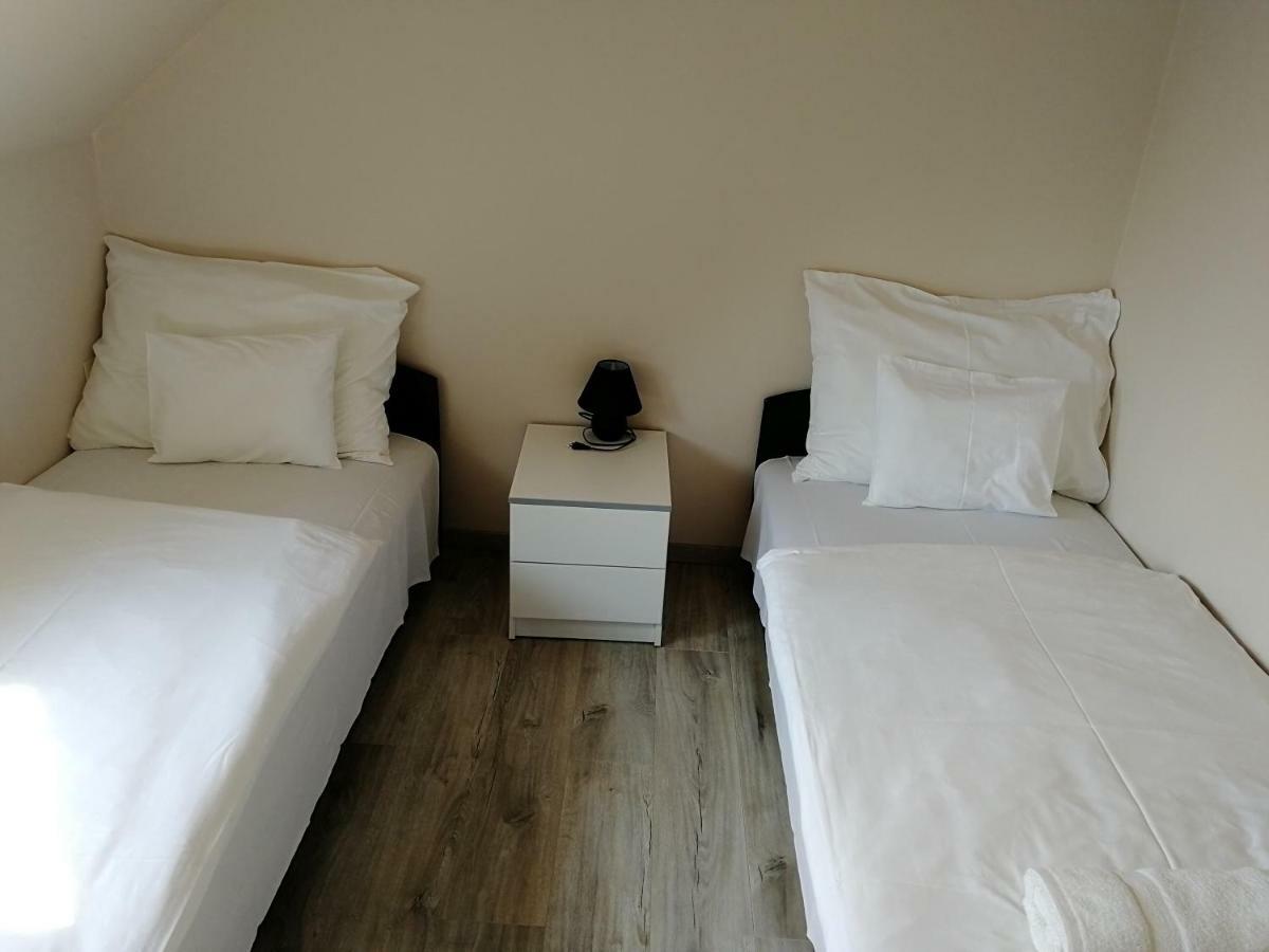 Ovar Apartman โมชนมายารูวาร์ ภายนอก รูปภาพ