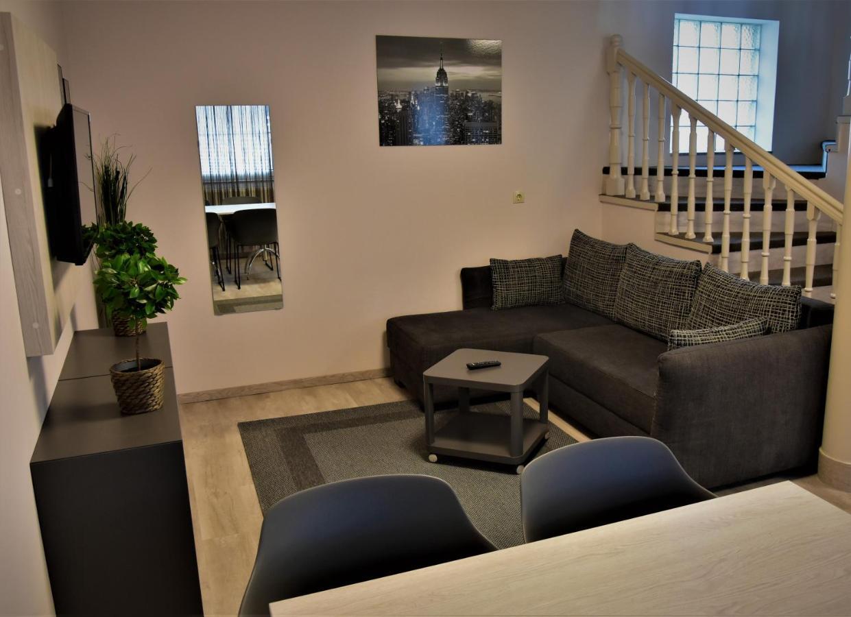 Ovar Apartman โมชนมายารูวาร์ ภายนอก รูปภาพ