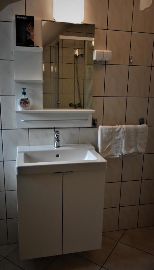 Ovar Apartman โมชนมายารูวาร์ ภายนอก รูปภาพ