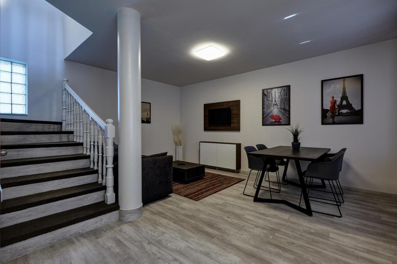 Ovar Apartman โมชนมายารูวาร์ ภายนอก รูปภาพ