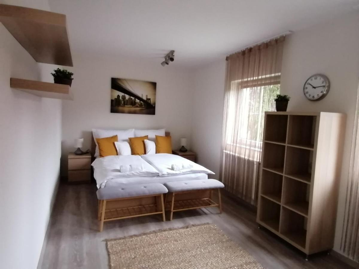 Ovar Apartman โมชนมายารูวาร์ ภายนอก รูปภาพ